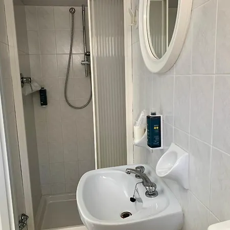 Tritone Hotel