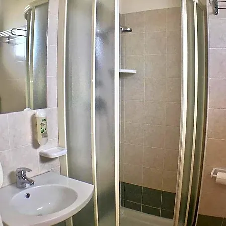Hotel Tritone