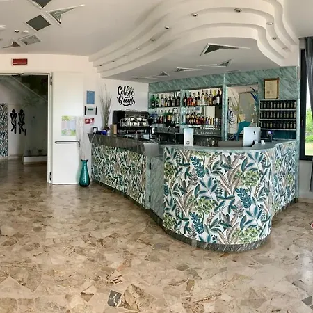Tritone 酒店